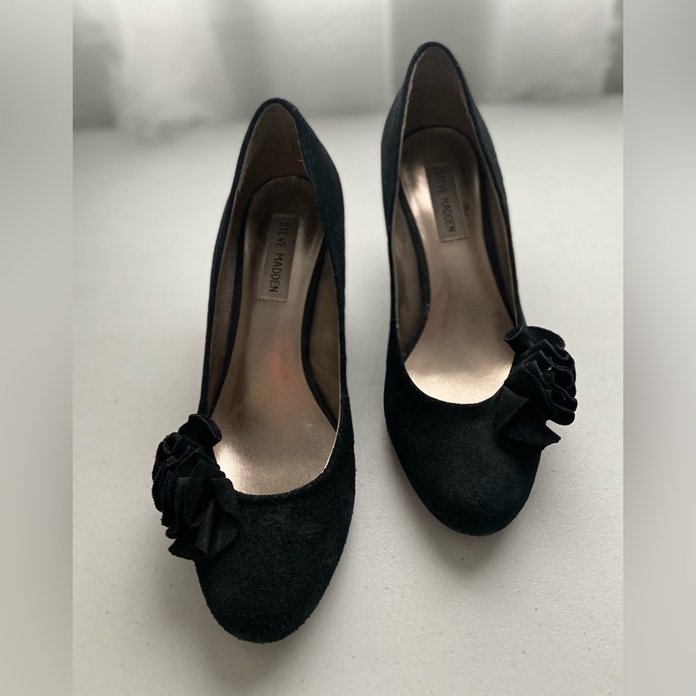 Steve Madden W 8.5 Brushed Black Leather Heels